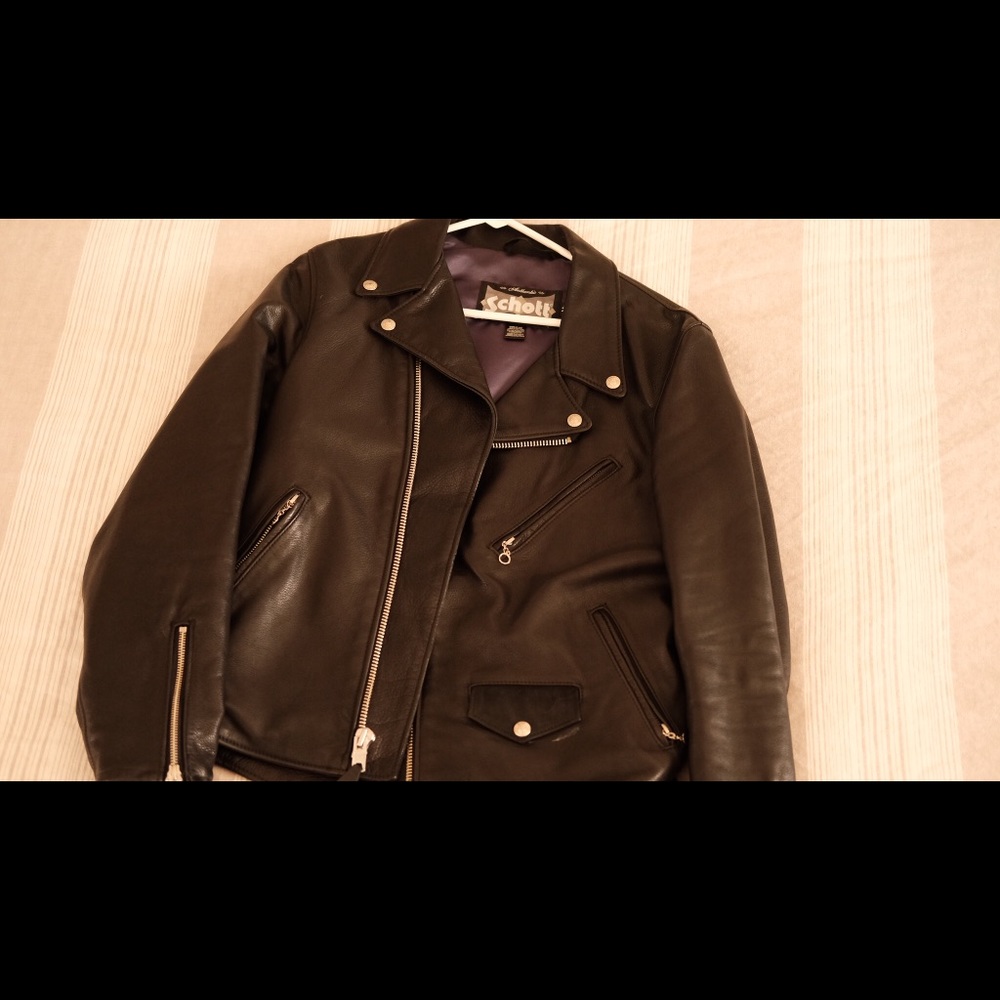 Schott x Urban outfitters perfecto in size M